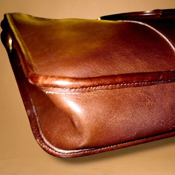 Coach Embassy Vintage Briefcase#5282. - Picture 8 of 17